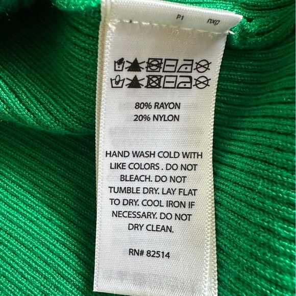 HOUSE OF HARLOW 1960 Ribbed Collared Polo Short Sleeve Midi Dress in Green - Picture 8 of 8